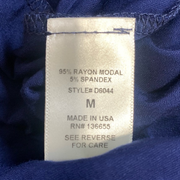 West Kei NWT mock neck size medium - Picture 4 of 11